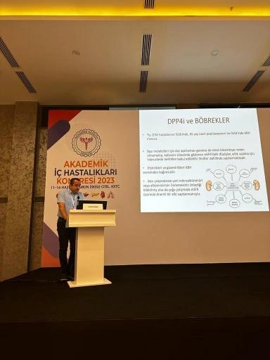 Prof. Dr. Semir Paşa dahiliye alanında klinik deneyim